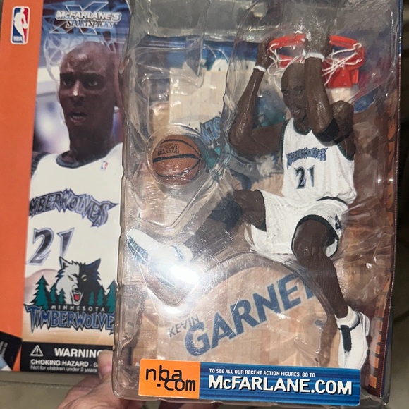 Kevin Garnett Action Figure - White and Blue - Picture 3 of 8